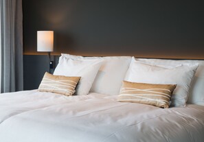 In-room safe, desk, blackout drapes, cribs/infant beds - Frösö Park Hotel (Froson)