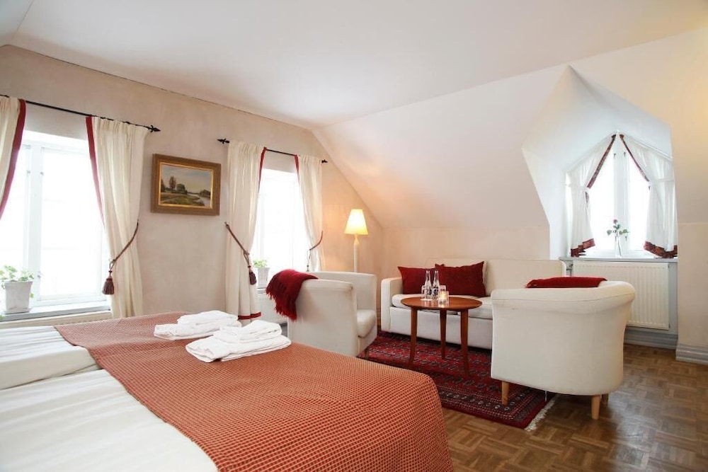 Skanörs Gästgifvaregård by null