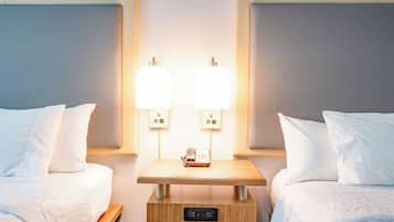 Premium bedding, in-room safe, desk, laptop workspace