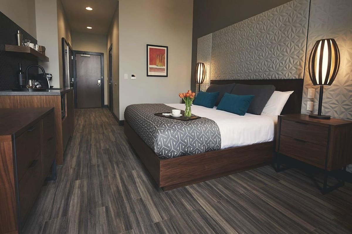 Premium bedding, in-room safe, blackout curtains, iron/ironing board