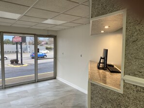 Reception - Red Carpet Inn & Suites (Danville)