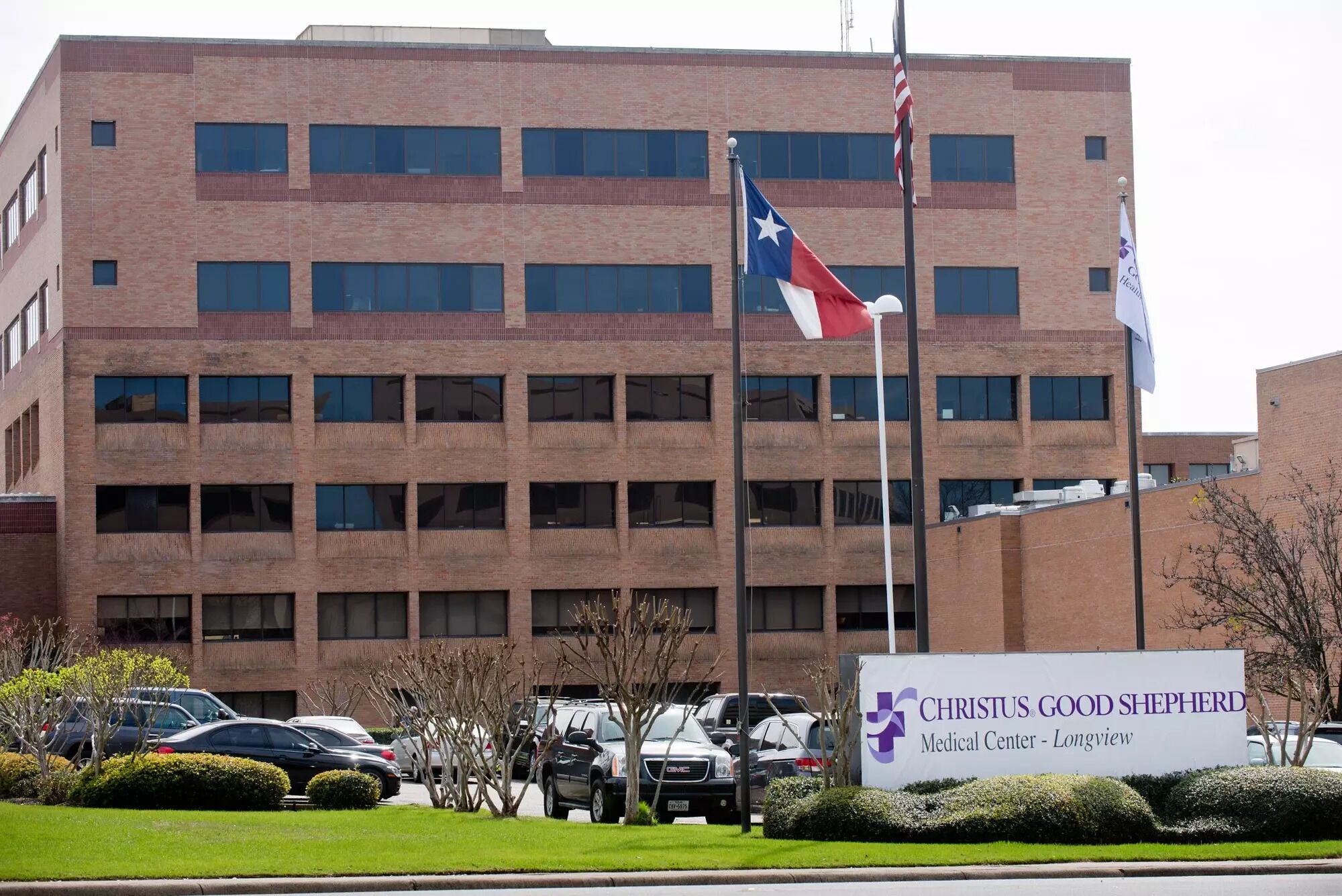A building with a sign for Christus Good Shepherd Medical Center - Longview.