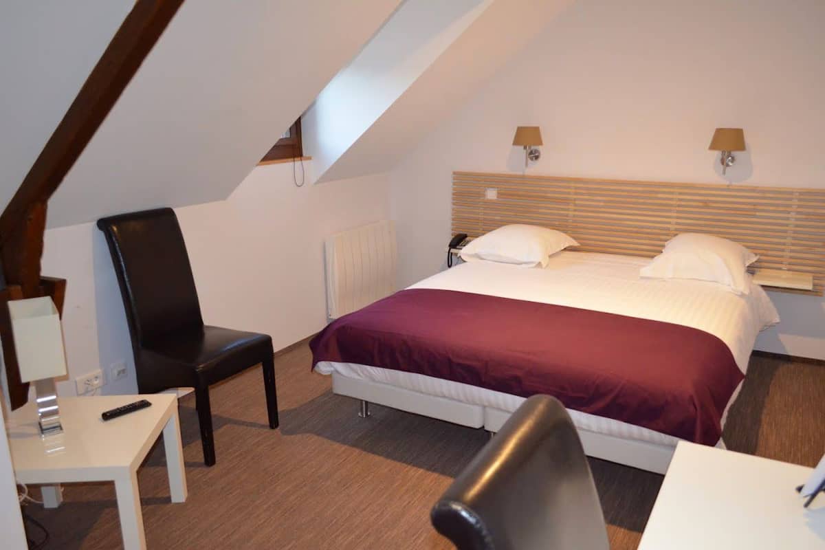 double or twin room | desk, soundproofing, free wifi