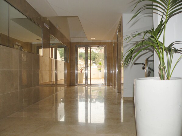 Exterior - Apartamentos Doña Carmen (Málaga)