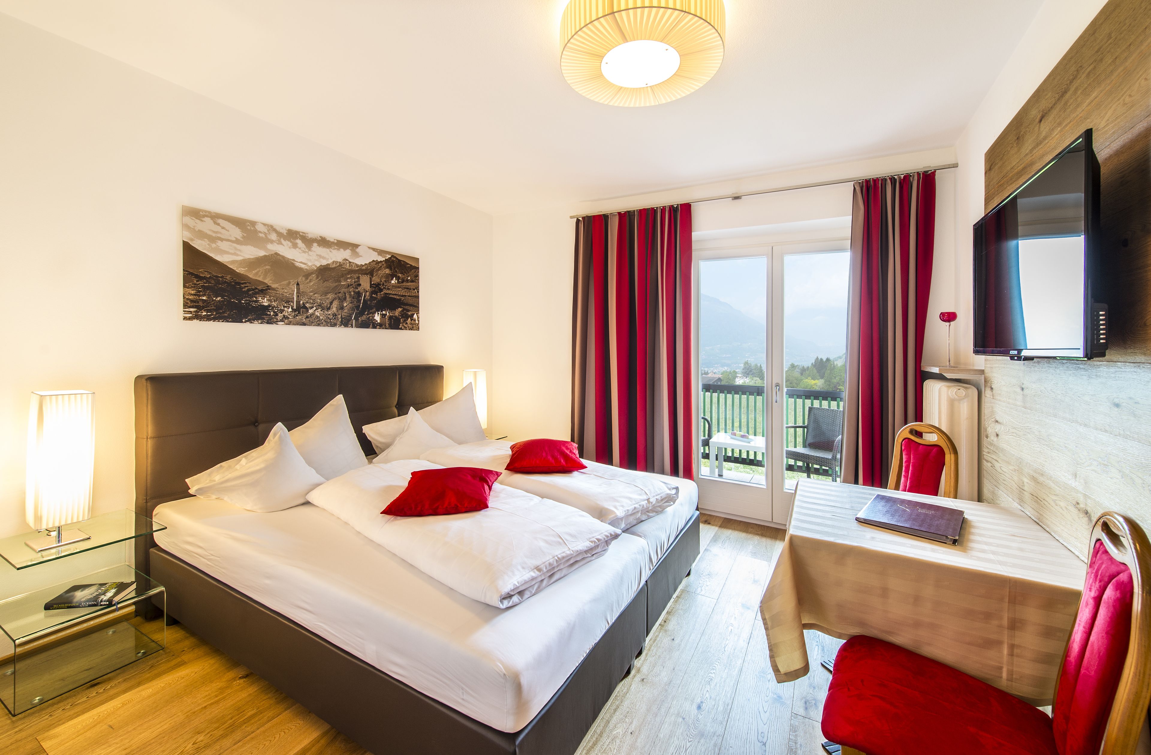 Zimmersafe, individuell dekoriert, individuell eingerichtet