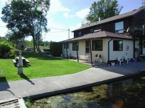 Exterior - Sunrise Resort (Trent Lakes)