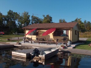 Dock - Sunrise Resort (Trent Lakes)
