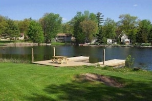 Exterior - Sunrise Resort (Trent Lakes)