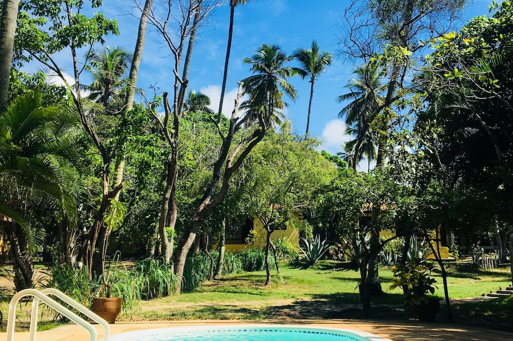 Pousada Araçás Village