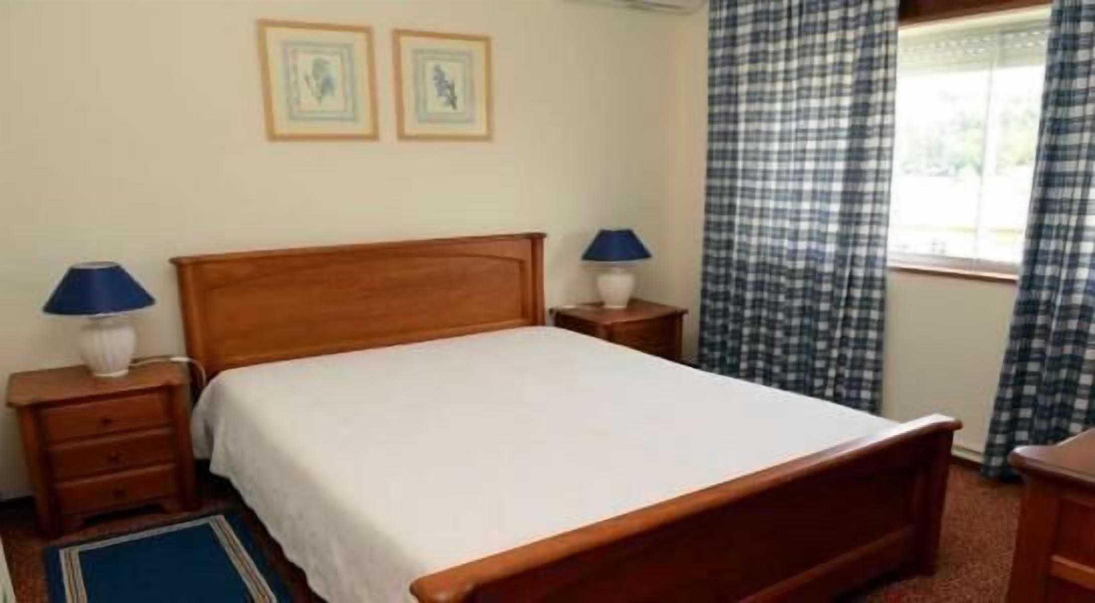 suite | minibar, individually decorated, individually furnished, desk