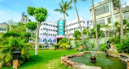 Kyi Tin Hotel