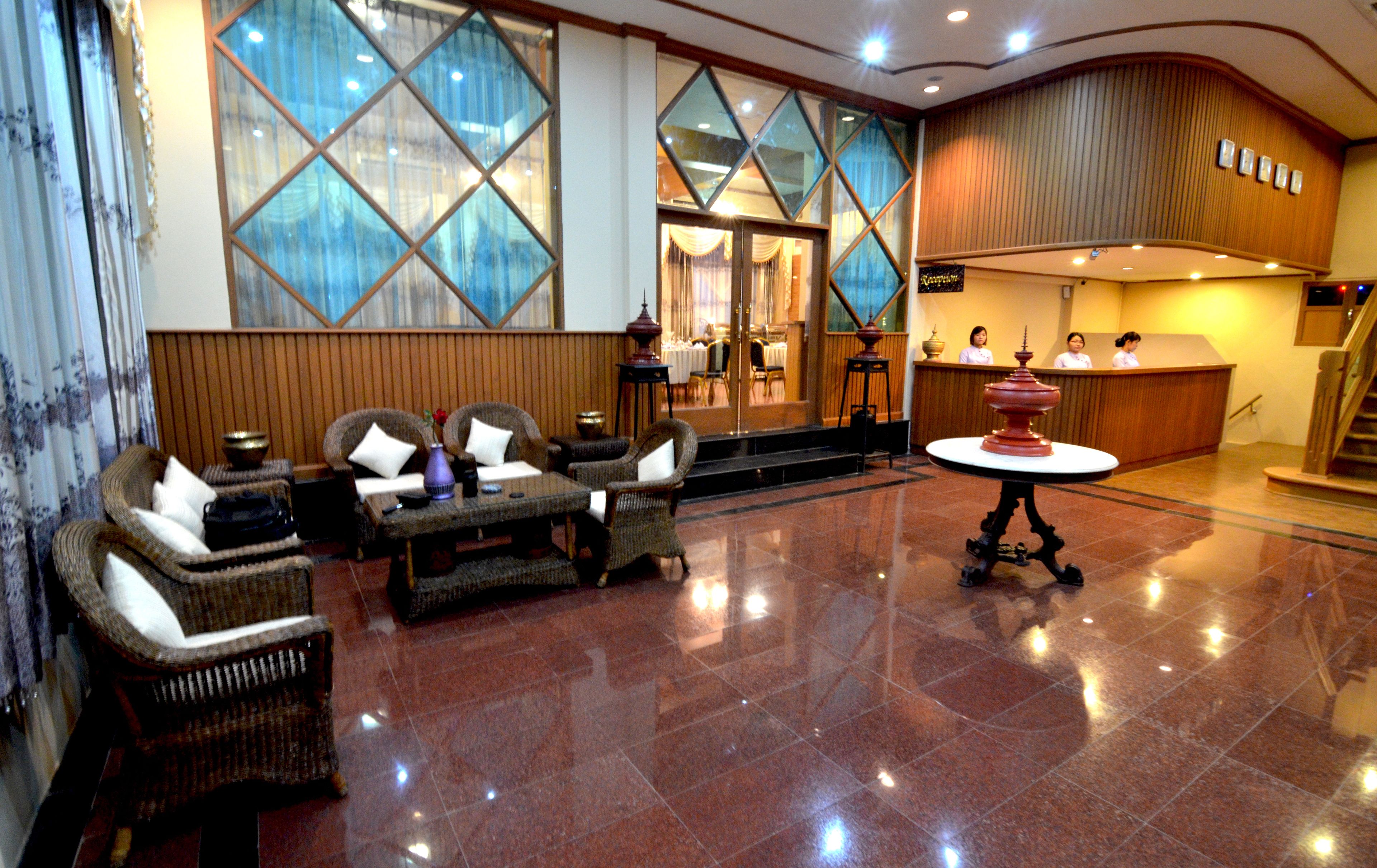 ロビー応接スペース