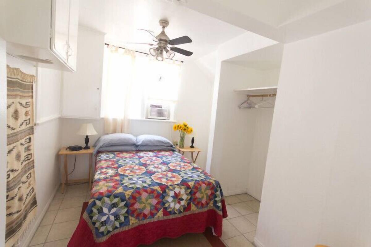 Enkeltrom, 1 dobbeltseng (Private Room) | Wi-fi (inkludert)