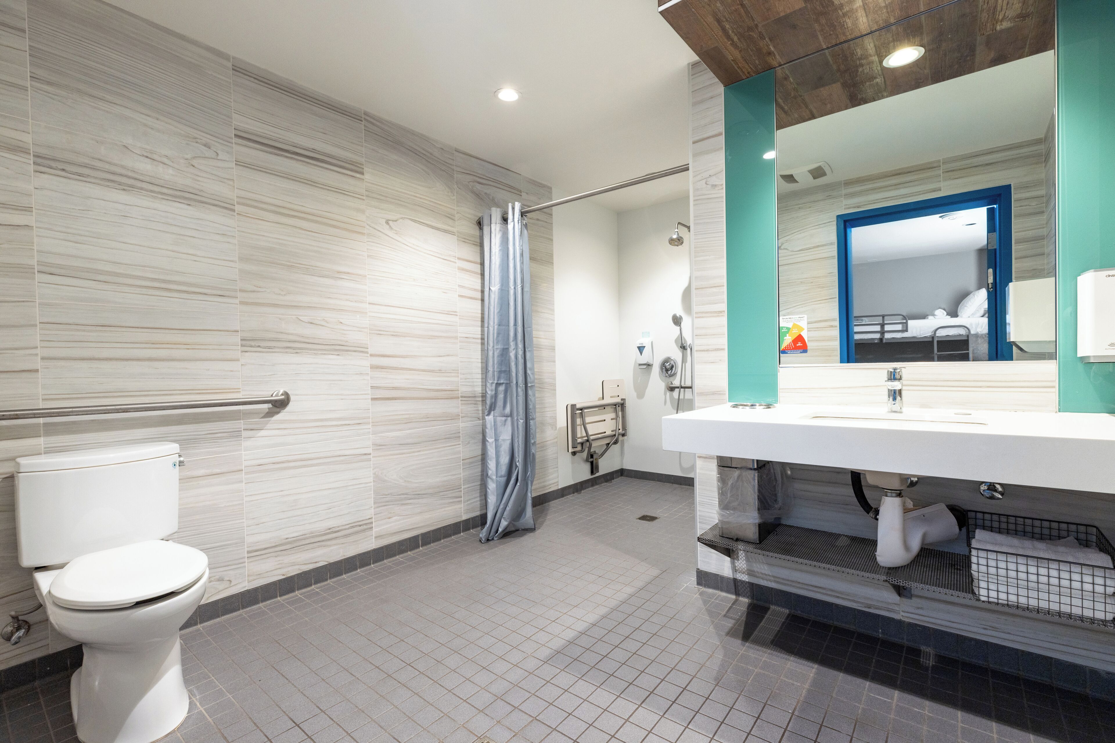 Photo - HI Los Angeles Santa Monica Hostel