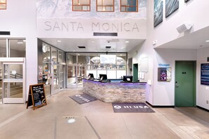 Lobby - HI Los Angeles Santa Monica Hostel (Santa Monica)