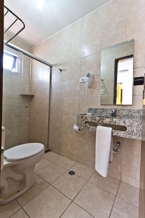 Shower, free toiletries, hair dryer