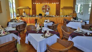 Dining - Hotel Amazing Mandalay (Mandalay)