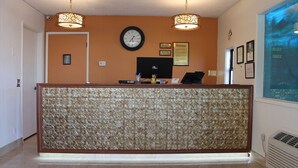 Unclassified image, 3 of 20, button - Americas Best Value Inn Boardman (Boardman)