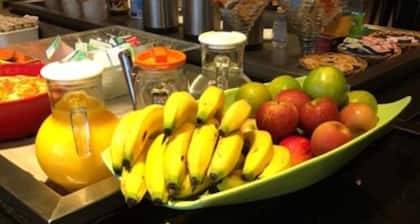 Oft Plaza Oeste Hotel