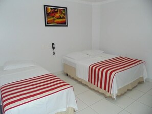 Chambre Standard Double ou avec lits jumeaux