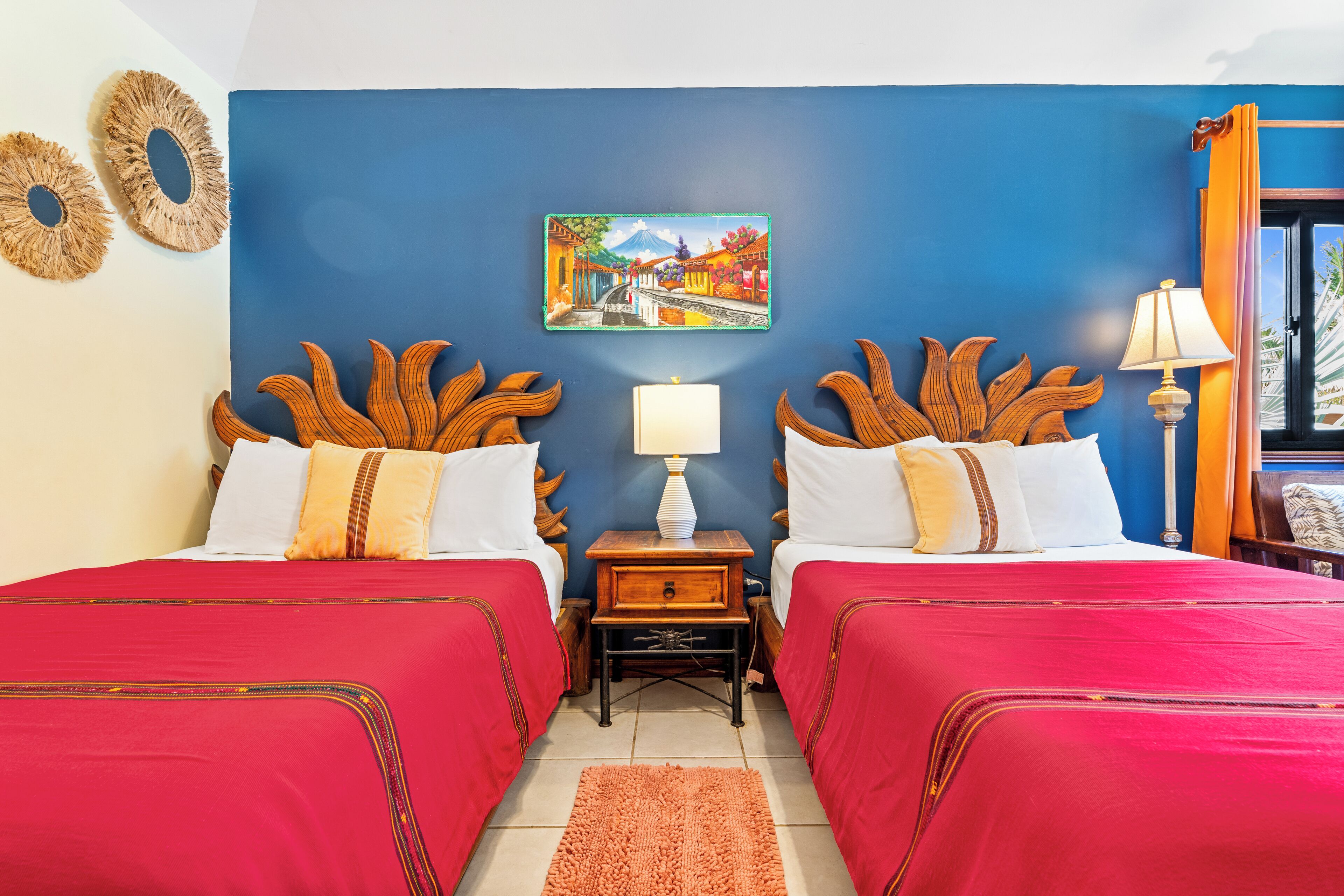 Familien-Ferienhütte | Hochwertige Bettwaren, Zimmersafe, Verdunkelungsvorhänge