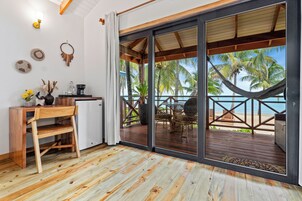 Cabaña superior | Ropa de cama de alta calidad, caja fuerte, cortinas opacas y wifi gratis