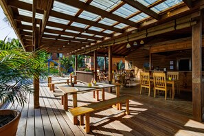 Bar (on property) - Coconut Row Boutique Hotel (Hopkins)