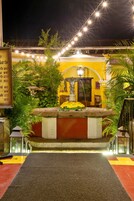 Façade de l’hébergement - soirée/nuit