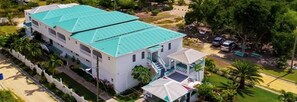 Exterior - CoCo Rose Guesthouse (Cades Bay)