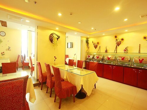 Hanting Express Shenyang Zhanxi