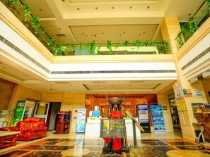 Lobby - GreenTree Inn Qingdao Wuyishan Road JUSCO Shopping Mall Hotel (Qingdao)