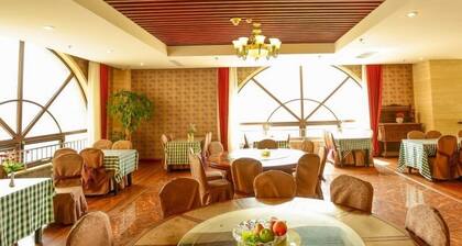 GreenTree Inn Qingdao Wuyishan Road JUSCO Shopping Mall Hotel