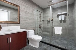 Unclassified image, 5 of 140, button - Huaxi Hotel Dujiangyan (Chengdu)