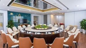 Restaurant - Huaxi Hotel Dujiangyan (Chengdu)
