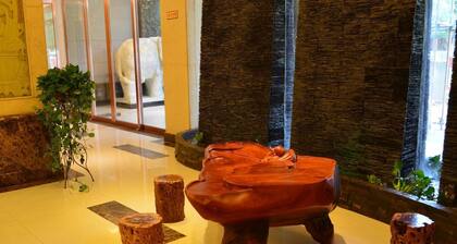 Hanzhong Haiyi Hotel
