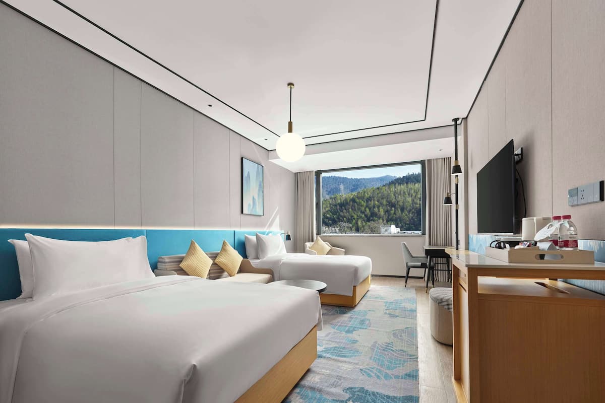 Room, 2 Katil Bujang (Single), Mountain View | Seterika/papan seterika