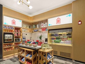 Snack bar