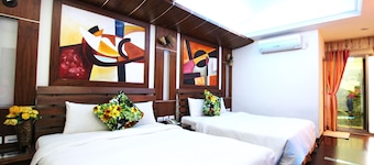 Seashell Bay Hotel