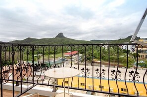 Chambre quadruple, balcon | Vue de la chambre