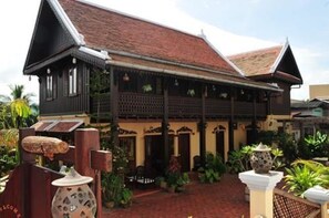 Exterior - Villa Senesouk (Luang Prabang)