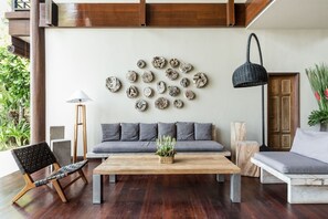 奢华别墅, 5 间卧室, 私人游泳池, 海滨 | 起居区 | 电视、DVD 播放器