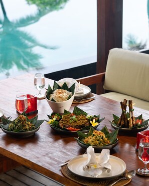 Food and drink - Sound of the Sea Villa (Munggu)