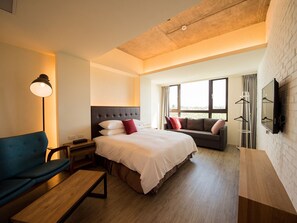 Comfort Double Room | Premium bedding, down duvets, in-room safe, desk - Beras Manor Kenting (Hengchun)