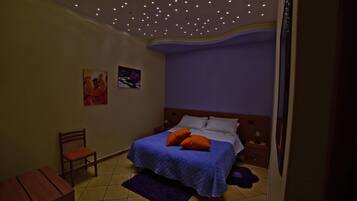 Standard-Doppelzimmer (Mountain and Sea View) | Ausblick vom Zimmer