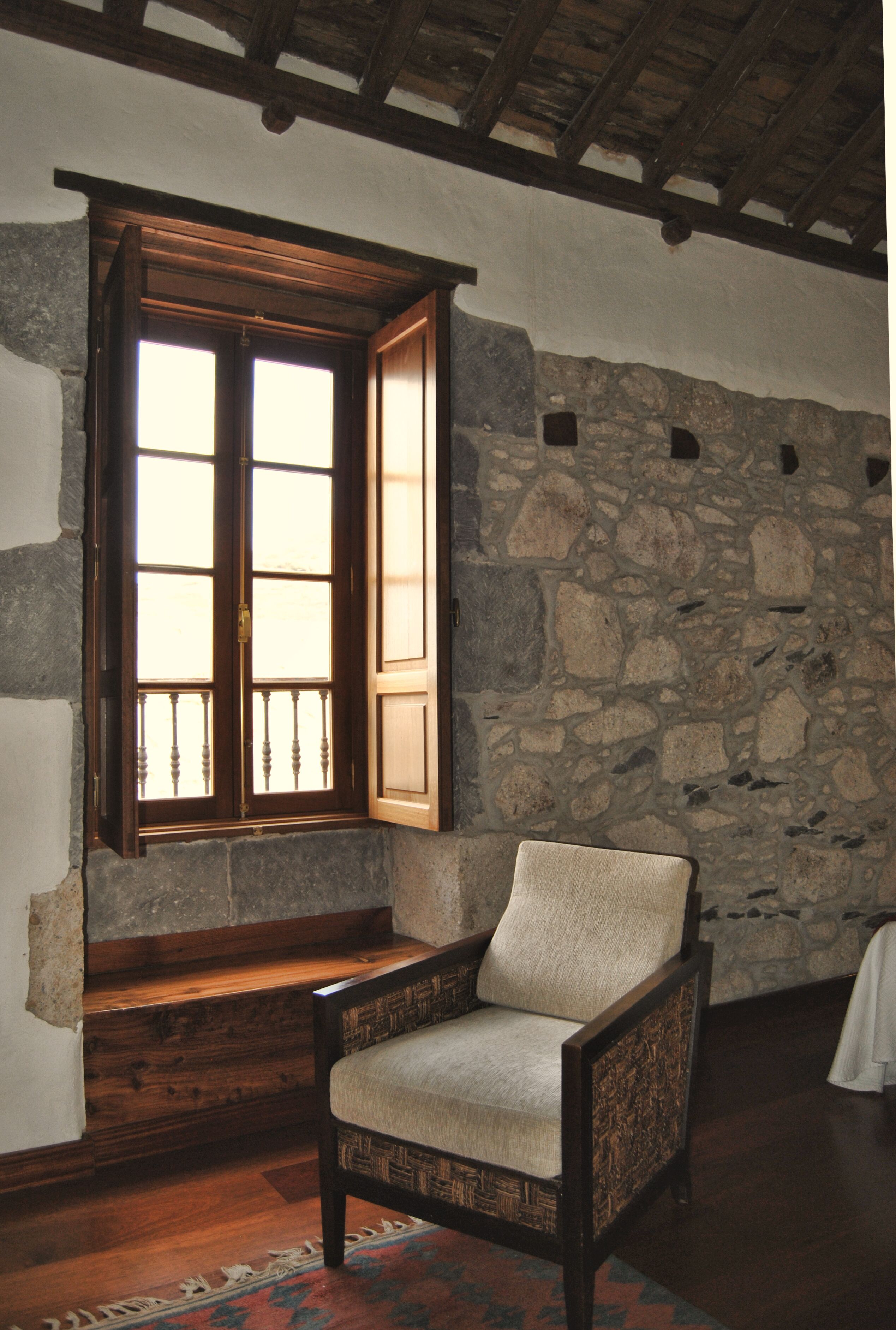 superior double room | minibar, in-room safe, desk, free wifi