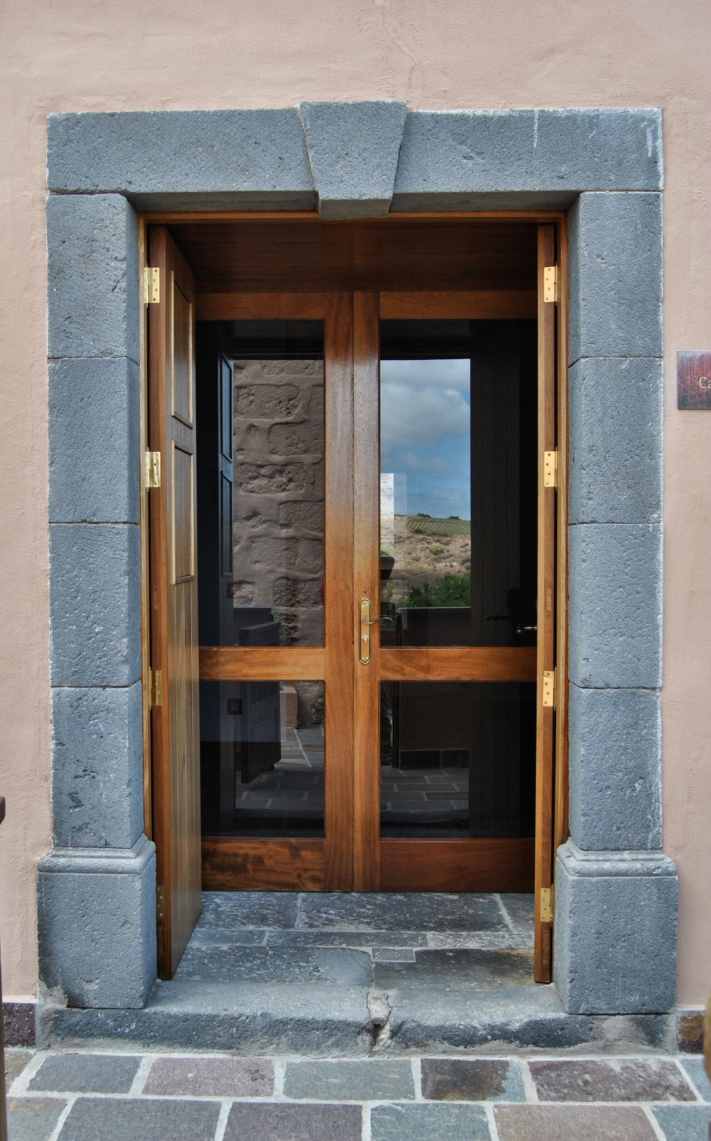 triple room | minibar, in-room safe, desk, free wifi