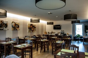 Lunch and dinner served - Hôtel Pax (Luxembourg City)