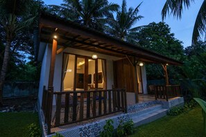 Deluxe Room, Garden View | Balcony view - Mina Tanjung Hotel (Tanjung)