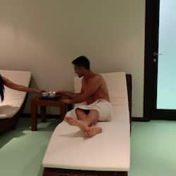 Een sauna, een bubbelbad, een Turks bad/hammam, 3 behandelingsruimtes