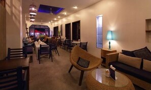 Se sirven desayunos, almuerzos y cenas